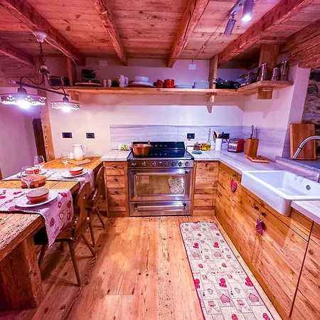 Joivy Modern Family With Stunning Mountain Views * Champoluc