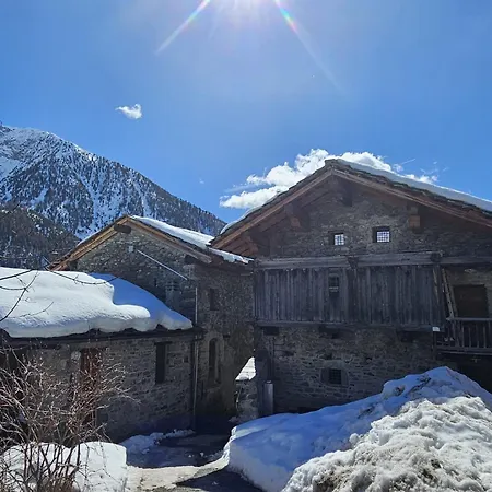 Chalet Joivy Modern Family With Stunning Mountain Views *
