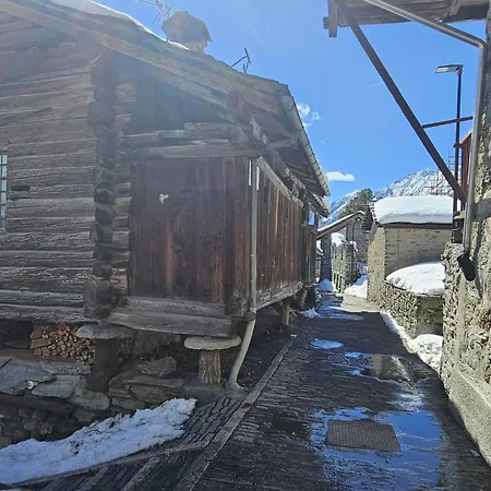 Joivy Modern Family With Stunning Mountain Views Chalet Champoluc