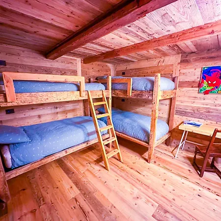 Chalet Joivy Modern Family With Stunning Mountain Views Champoluc